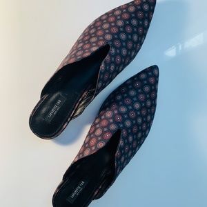 Mule x Lafayette 148 - navy satin